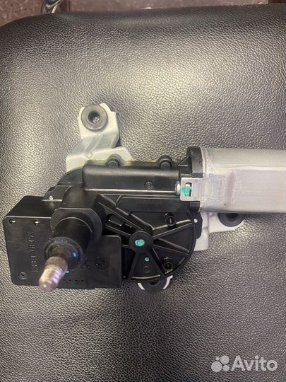 Моторчик заднего дворника chevrolet captiva C 140