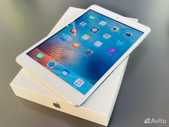 iPad mini 64GB White