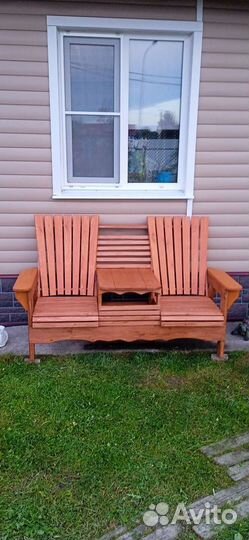 Скамья со столиком