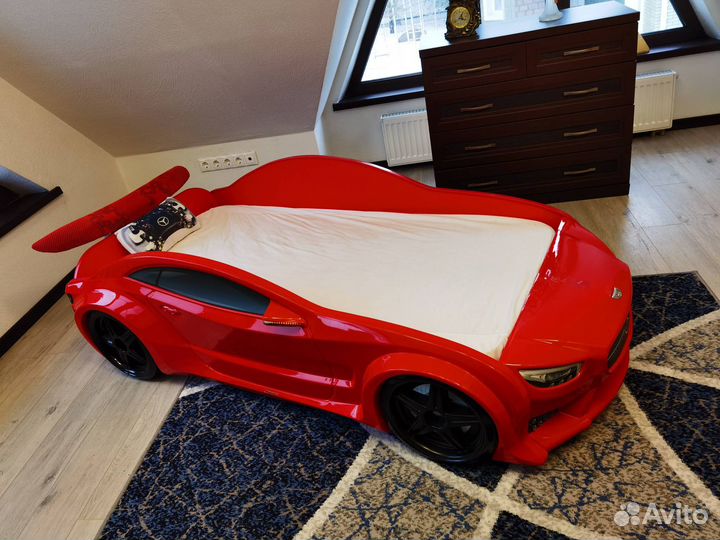 Кровать машина Mercedes красная с подсветкой