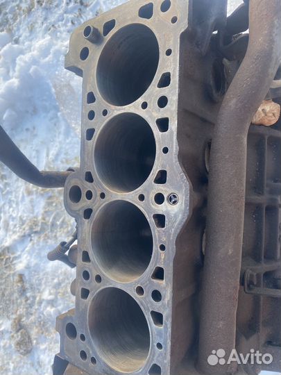 Блок двигателя в сборе G4EE 1.4