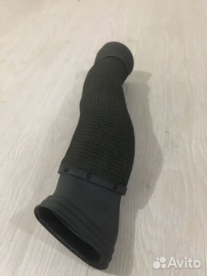 Патрубок воздушного фильтра левый Mercedes Benz