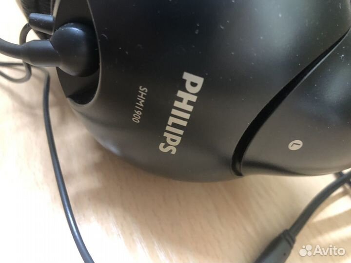 Наушники с микрофоном