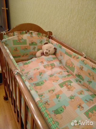 Детская кроватка