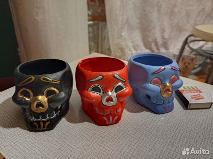Кашпо горшок ваза череп