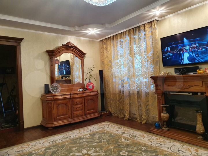 4-к. квартира, 115,6 м², 8/9 эт.