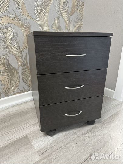 Тумба выкатная