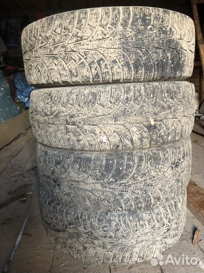 Nokian Tyres Hakkapeliitta 5 215/65 R16