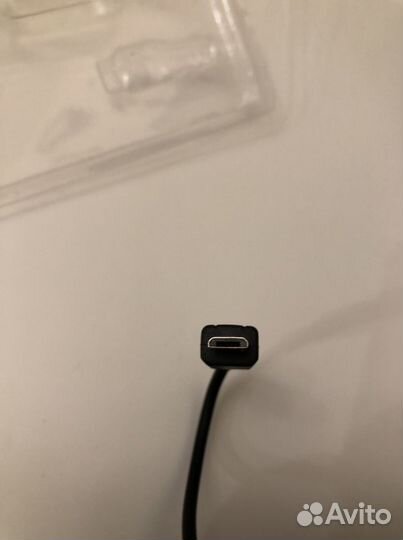 Автомобильное зарядное устройство