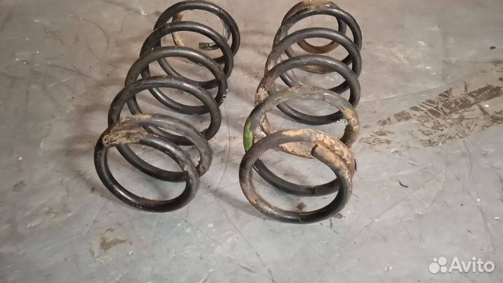 Пружина подвески Mazda 6 GG 2004