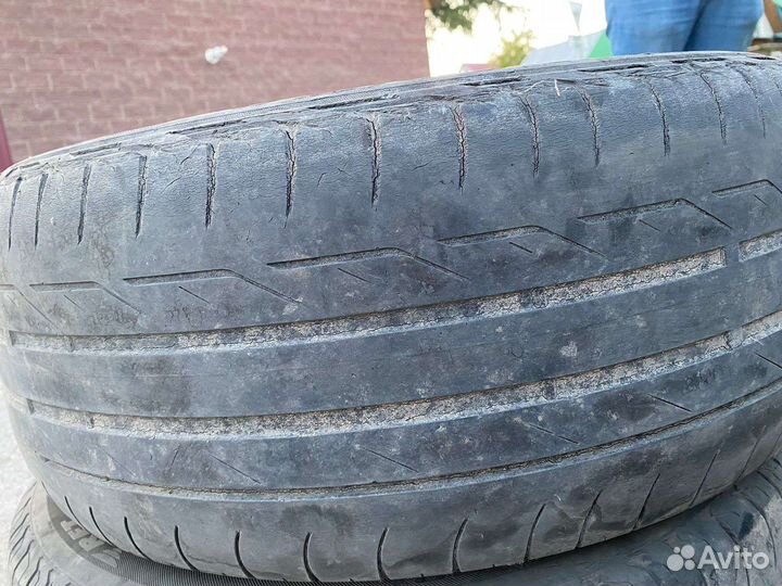 Bridgestone Turanza T001 225/50 R17