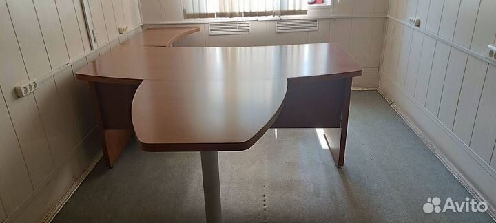 Мебель для кабинета руководителя бу