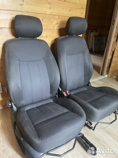 Сидения на Ford Mondeo 4