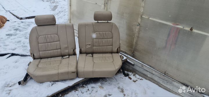 Сиденья на lexus LX470