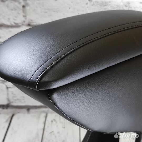 Подлокотник Mercedes Smart