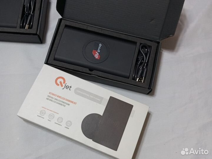 Беспроводной внешний аккумулятор и зарядка 8000mah