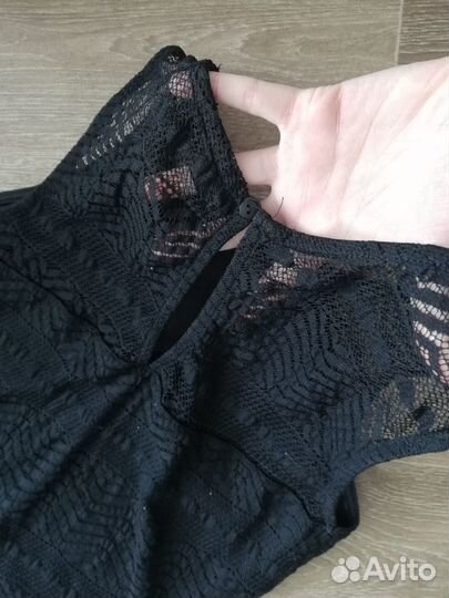 Платья для девушки пакетом (3 платья фирменных)