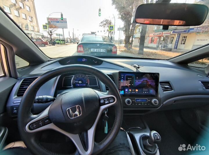 Магнитола Teyes CC3 Honda Civic 8 4D