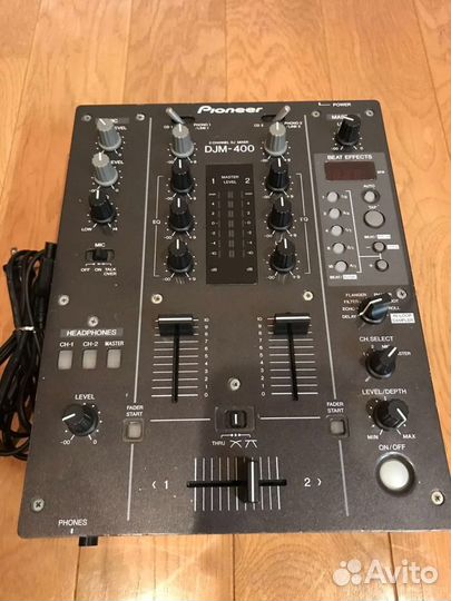 DJ-Пульт Pioneer DJM-400
