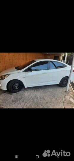 Hyundai Solaris 1.6 AT, 2016, битый, 151 000 км