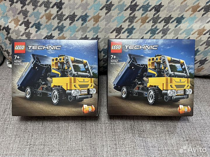 Конструктор Lego Technic Самосвал 42147