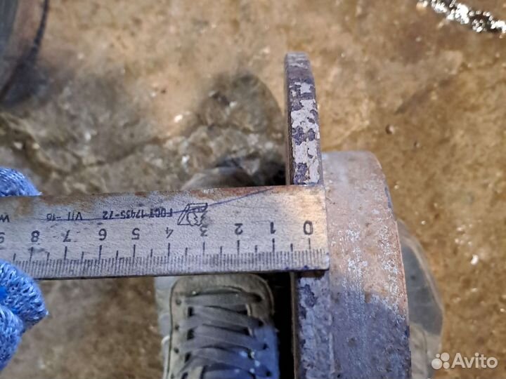 Диск тормозной задний Mitsubishi Carisma