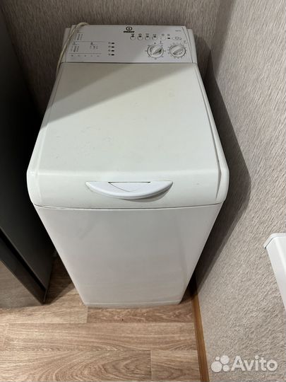 Стиральная машина с вертикальной загрузкой