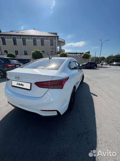 Hyundai Solaris 1.4 AT, 2018, 110 000 км