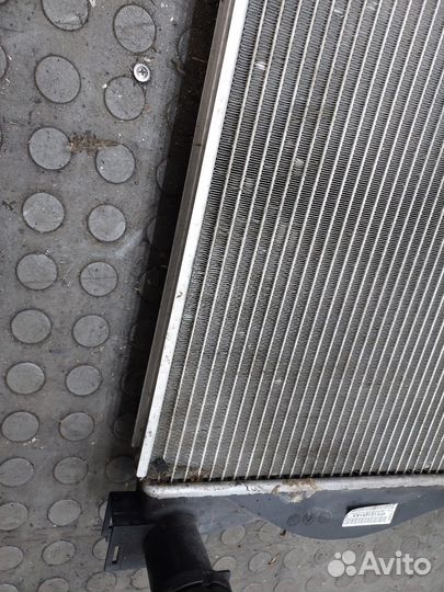 Радиатор охлаждения двигателя Audi A6 (C6), 2008