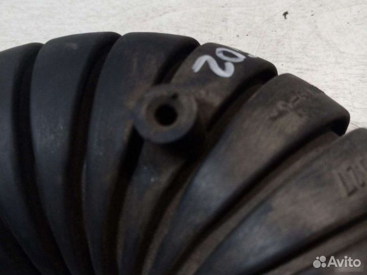 Патрубок воздушного фильтра Audi А6 С4