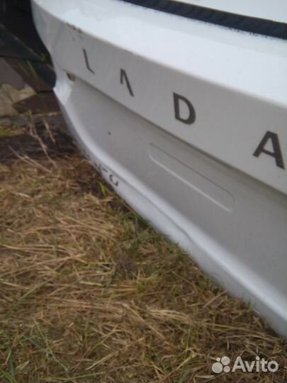 Крышка багажника LADA Vesta