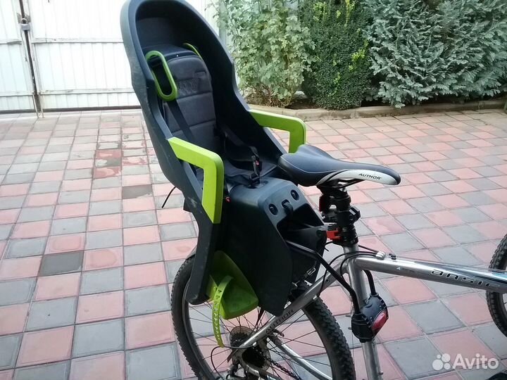 Детское кресло для велосипеда