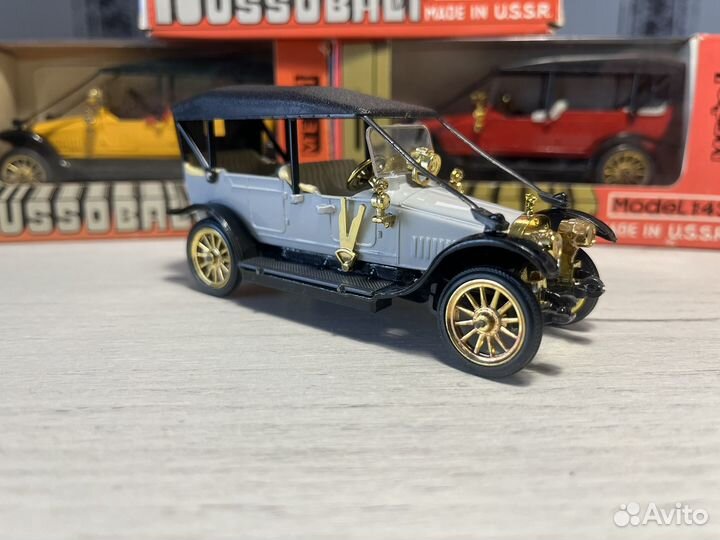 Модель автомобиля