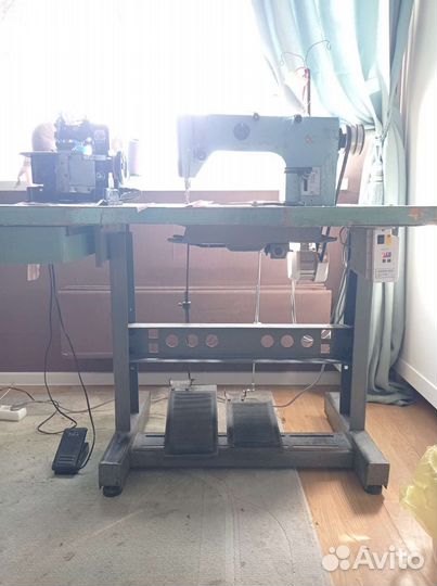 Производственная швейная машина 1022м