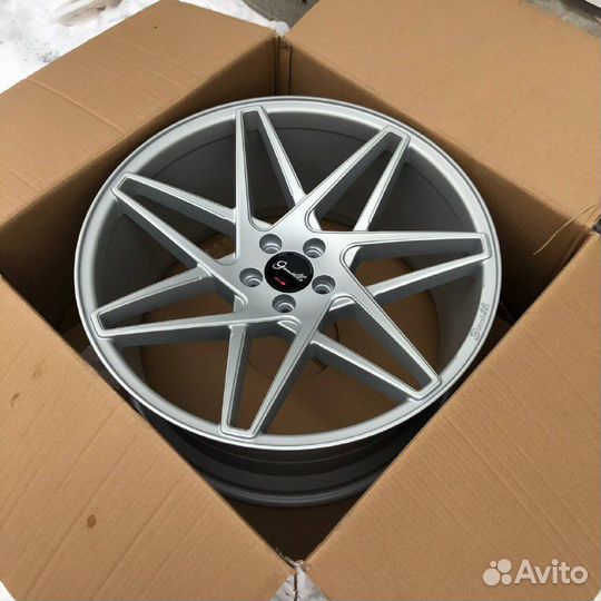 Диски Gianelle Parma R20 на Toyota Camry Kia Prime