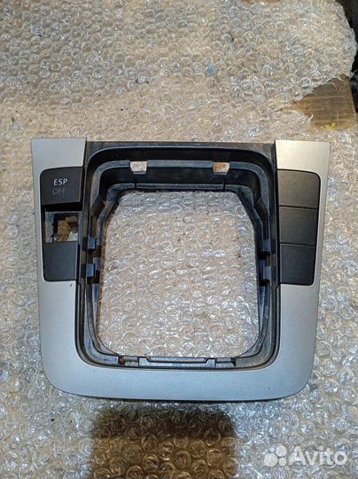 Рамка селектора АКПП Volkswagen Passat B6