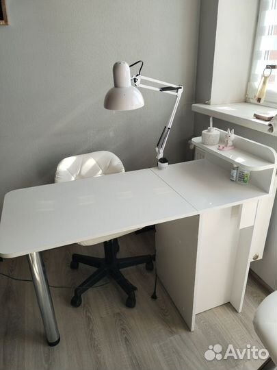 Маникюрный стол складной бу