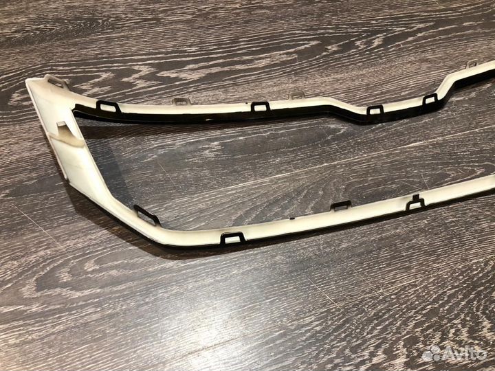 Рамка решетки радиатора Kodiaq VRS RS