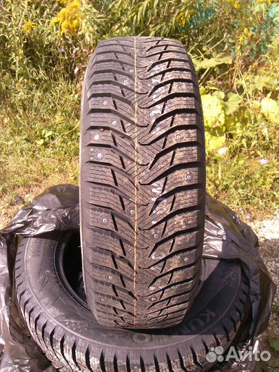 Kumho WinterCraft SUV Ice WS31 255/55 R19 111T