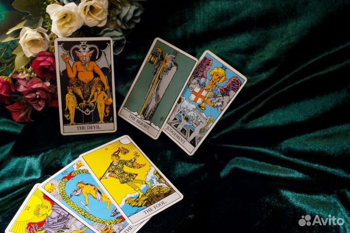 Раскладка таро, гадание на картах, обучение