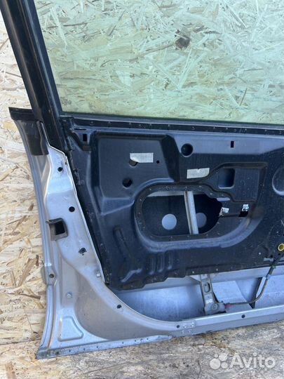 Дверь передняя левая Audi A8 D2