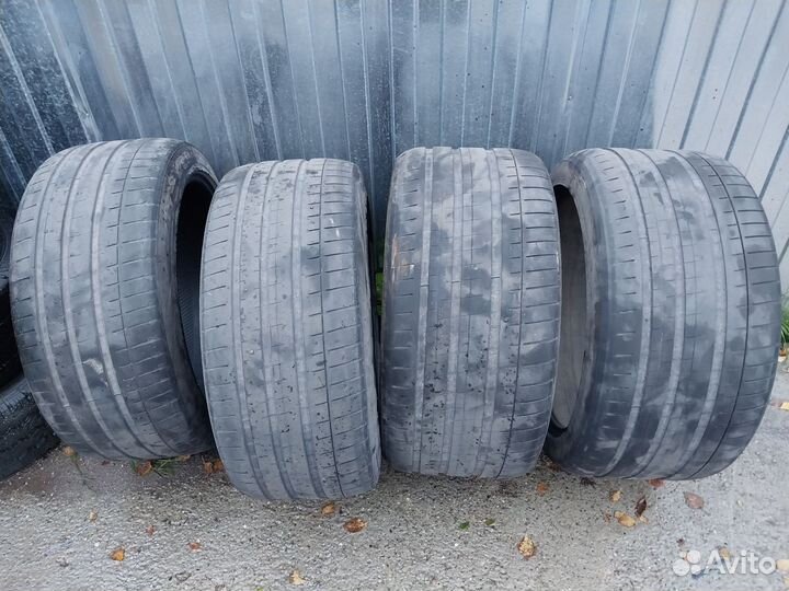 Vredestein Ultrac Vorti SUV 275/40 R20 и 315/35 R20 110Y