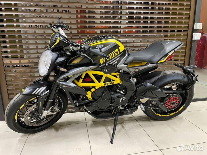 MV agusta dragter 800 pirelli limited edition