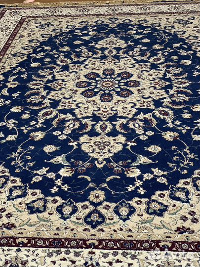 Спальные коврики,дорожка и ковер