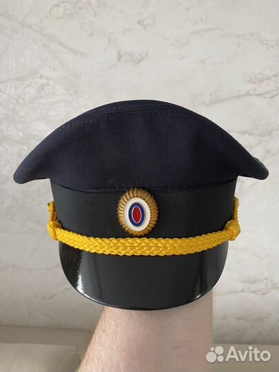 Фуражки полиция