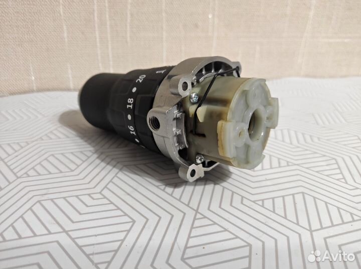 Редуктор с патроном для шуруповерта ледобура