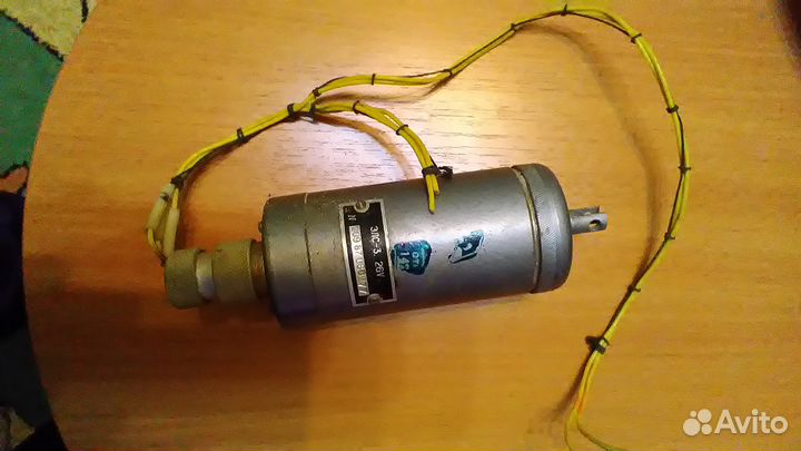 Втягивающее реле