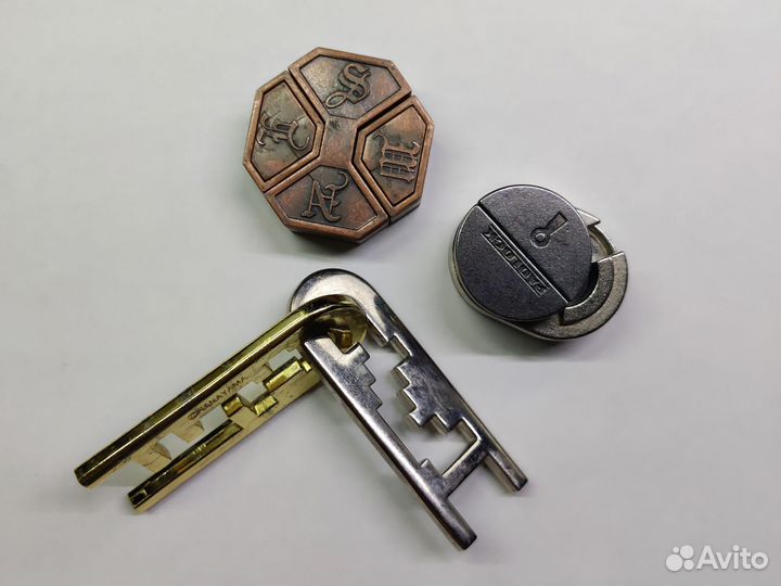 Головоломка металлическая hanayama