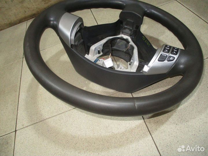 Рулевое колесо Suzuki SX4