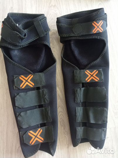 Наколенники DFS Fuse